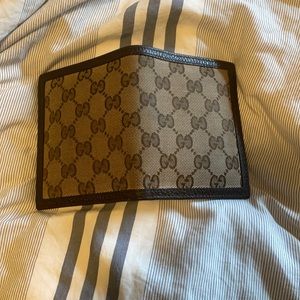 Gucci wallet